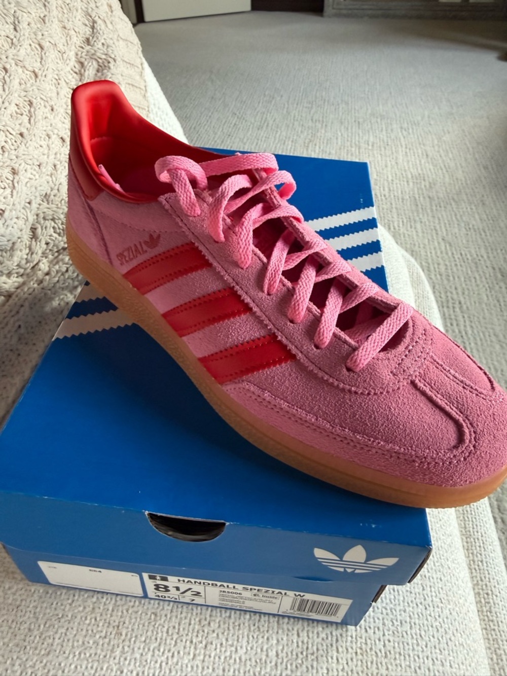 Adidas Handball Spezial W Pink Suede Sneakers with Red Accents - Picture 6 of 8